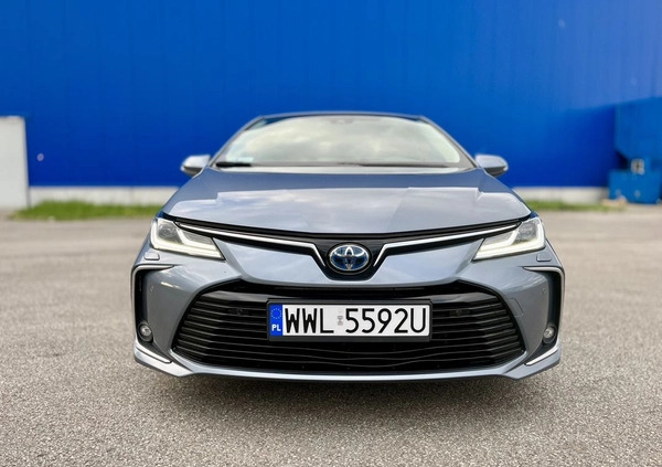 Toyota Corolla cena 88999 przebieg: 130000, rok produkcji 2020 z Warszawa małe 254